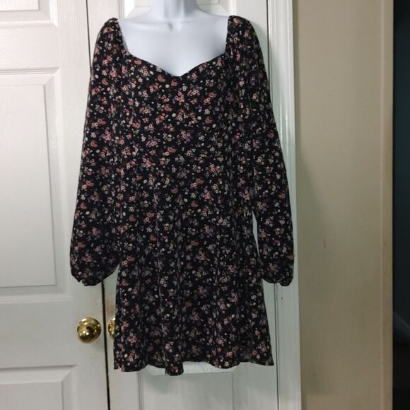 Forever 21  black floral print midi flirty fun party dress Sz 1X NWT - Picture 1 of 6